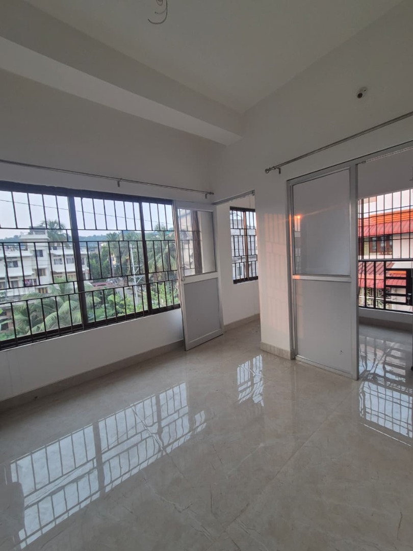Semi Furnished 3bhk in Kahilipara, Guwahati, Assam, India for Rent